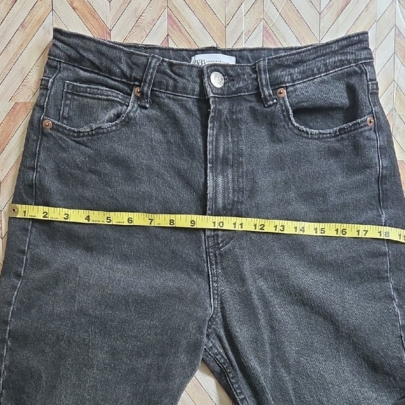 Zara Black Washed High Rise Straight Leg Jeans Size 8 Womens Denim - Picture 6 of 13